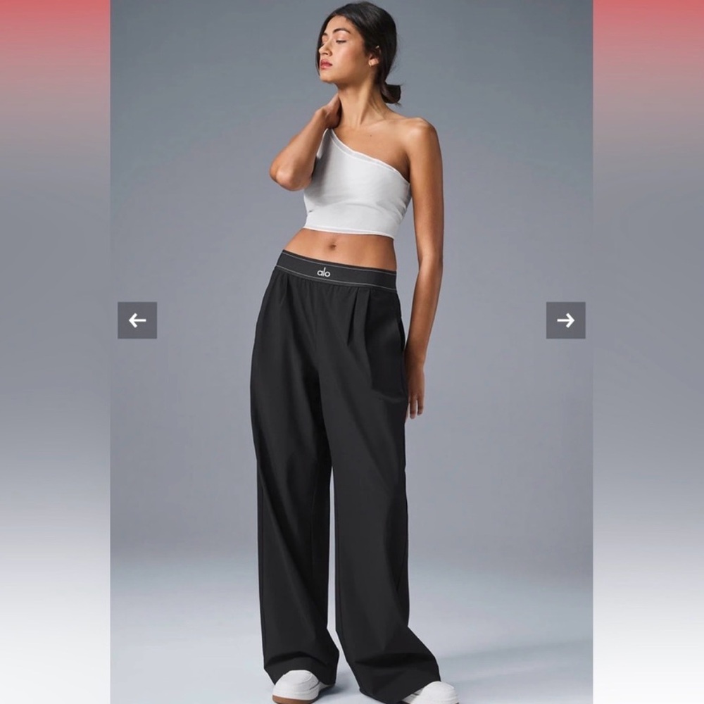 ALO Yoga Black Suit Up Trousers size medium (regular length)